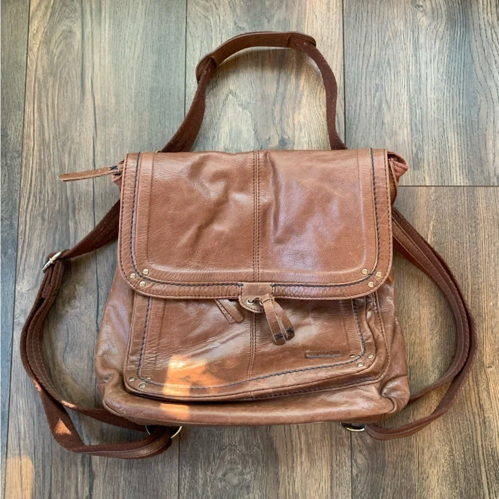The Sak Ventura Convertible Backpack Shoulder Crossbody Bag Brown Leather